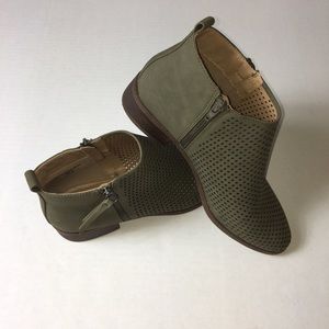 Women’s Booties
